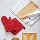 Mini Wheat Stripes Oven Mitt